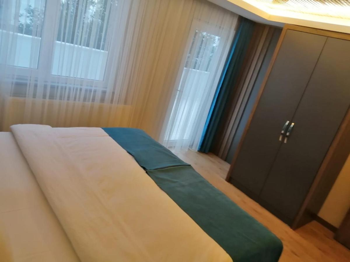 טראבזון Ferah Suites Hotel מראה חיצוני תמונה
