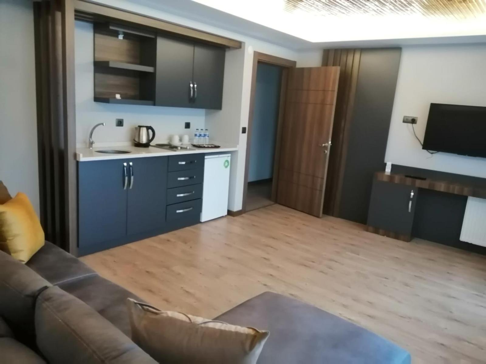 טראבזון Ferah Suites Hotel מראה חיצוני תמונה
