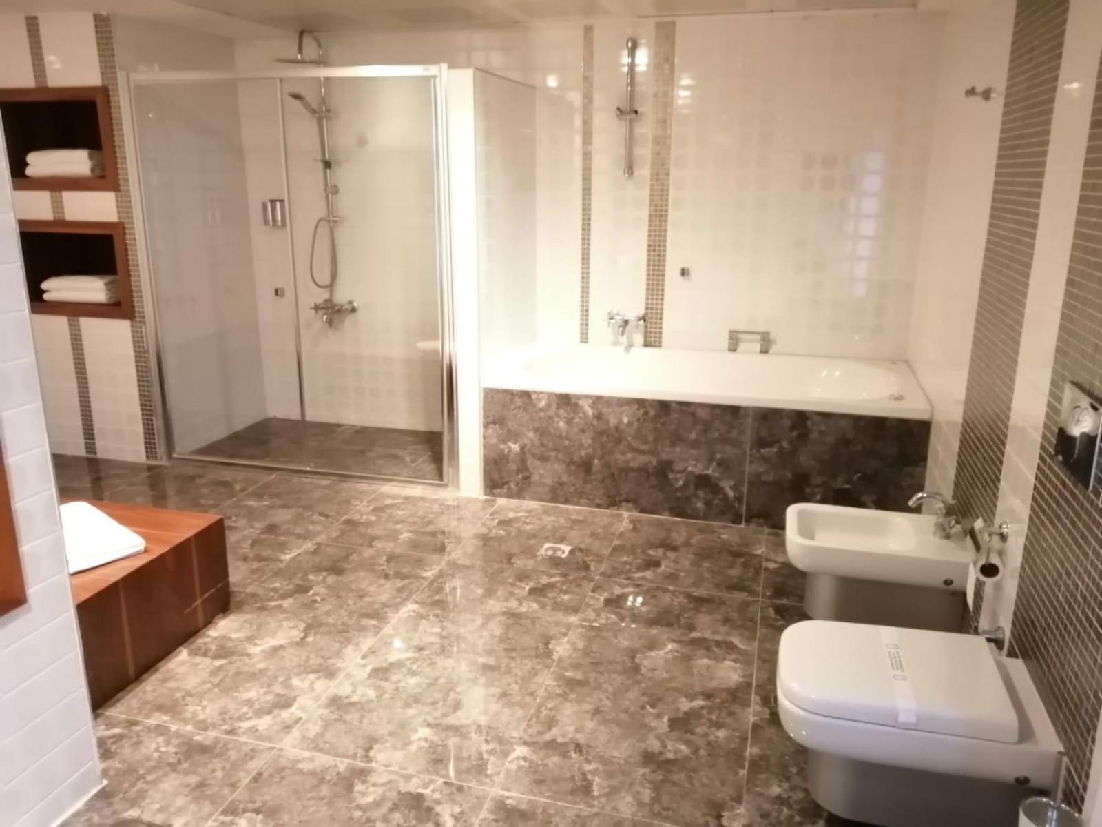 טראבזון Ferah Suites Hotel מראה חיצוני תמונה