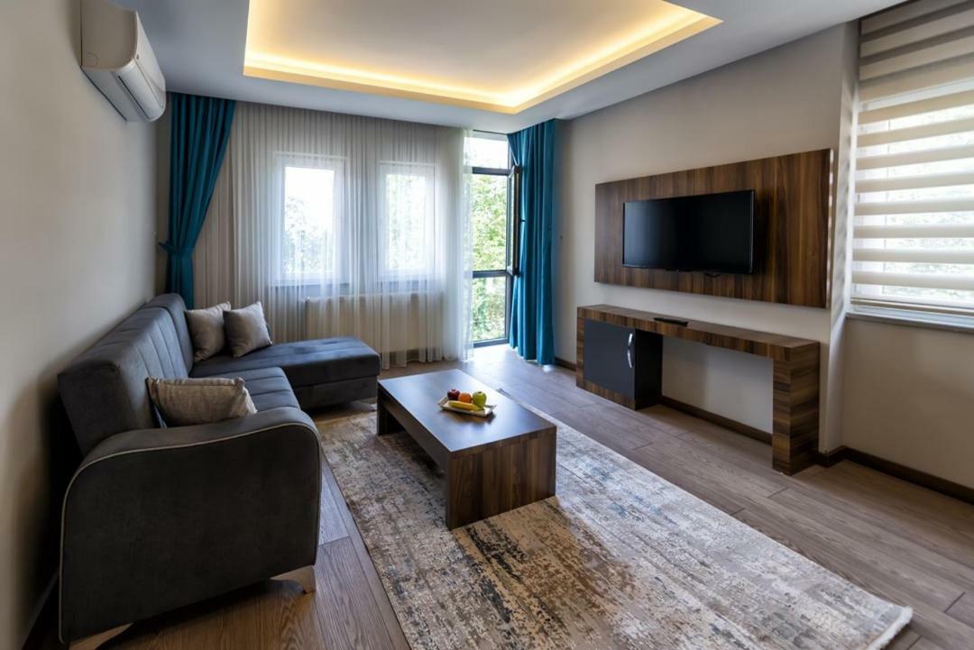 טראבזון Ferah Suites Hotel מראה חיצוני תמונה